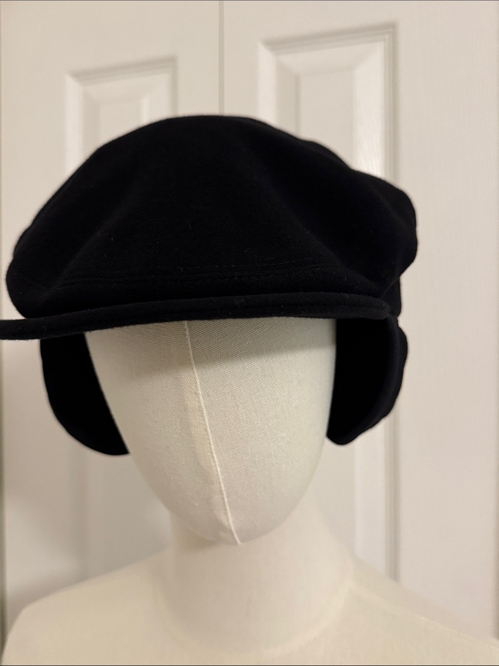 Saks Fifth Avenue Wool and Cashmere hat transformer Italy